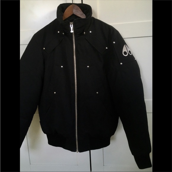 Black moose knuckles winter jacket for crazy cold. - Picture 3 of 8